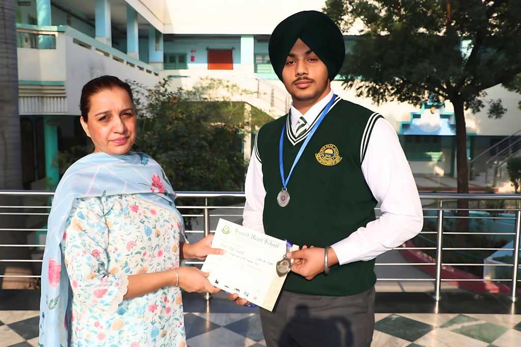 Harbir Wins Silver Medal in Hammer Throw at Punjab State Competition, Qualifies for National Level